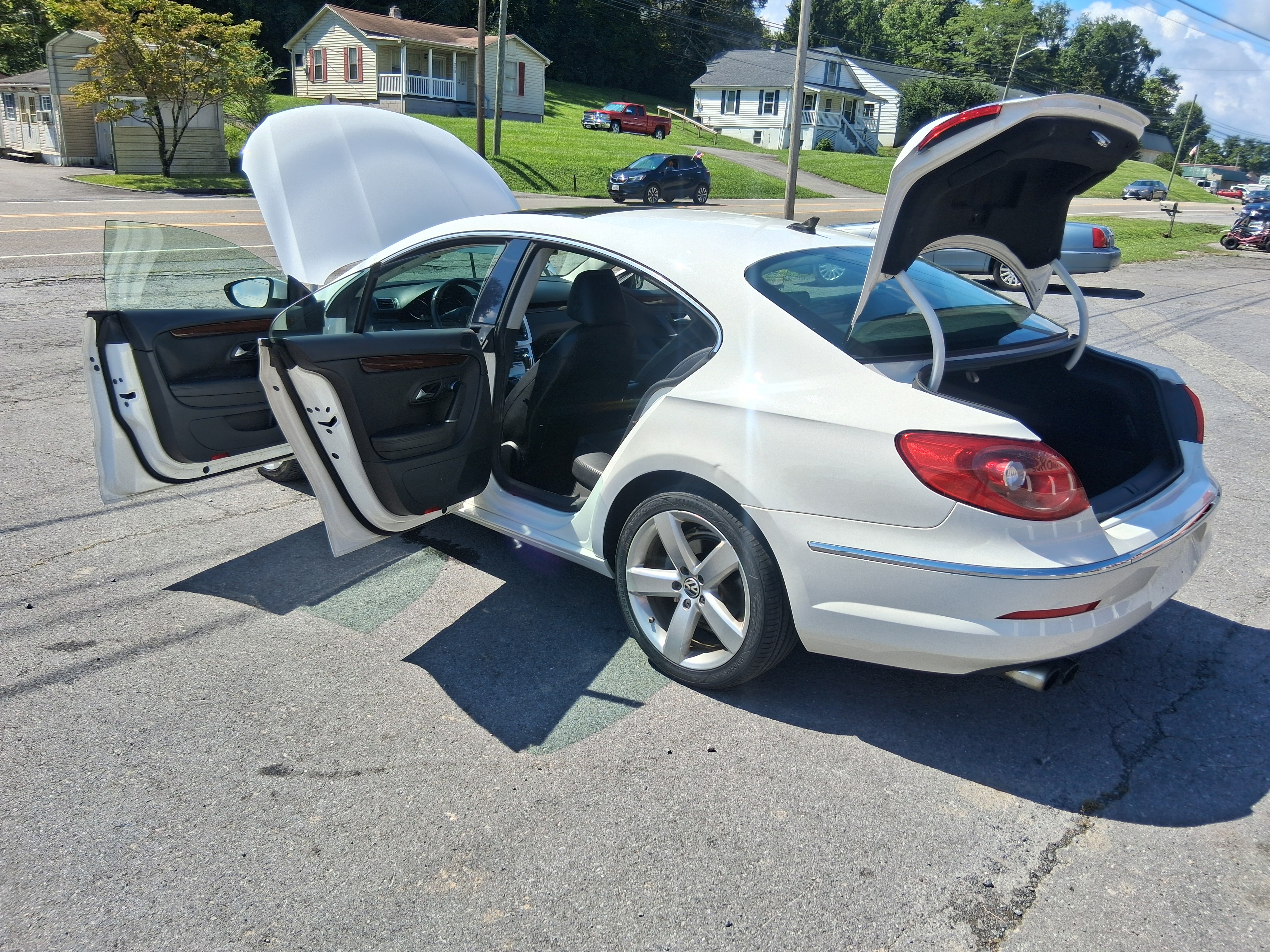 Used 2012 Volkswagen CC Lux Limited FWD image 17
