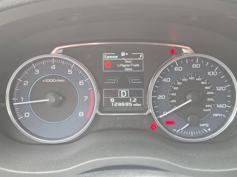 Used 2016 Subaru Crosstrek 2.0i Limited image 9