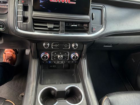Used 2023 GMC Yukon XL AT4 w/ AT4 Premium Plus Package image 6