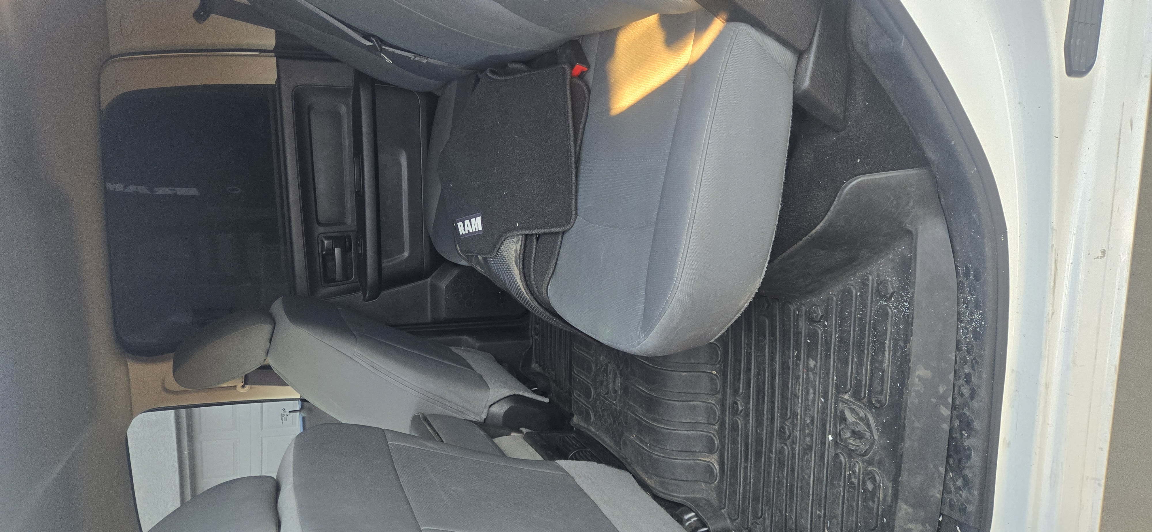 Used 2018 RAM 2500 Tradesman w/ Chrome Appearance Group AWD/4WD image 6
