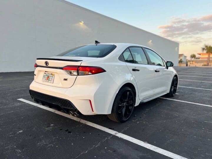 Used 2022 Toyota Corolla SE FWD image 6