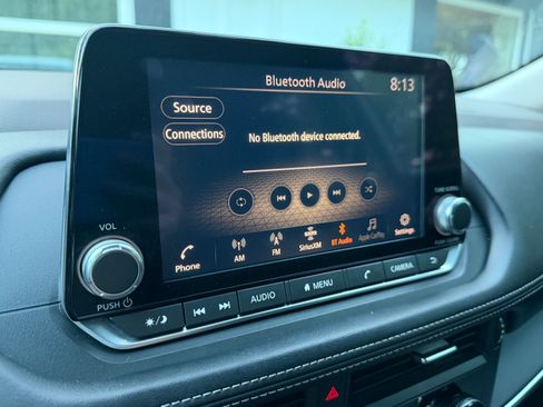Used 2021 Nissan Rogue S FWD image 19