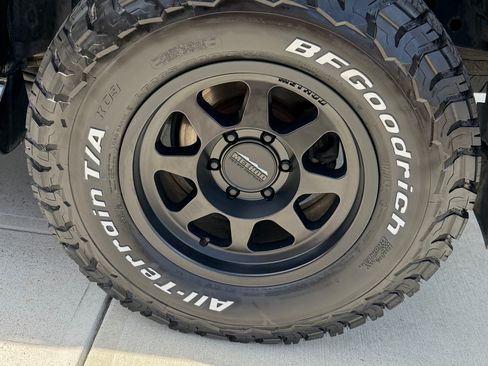 Used 2005 Lexus GX 470 image 9