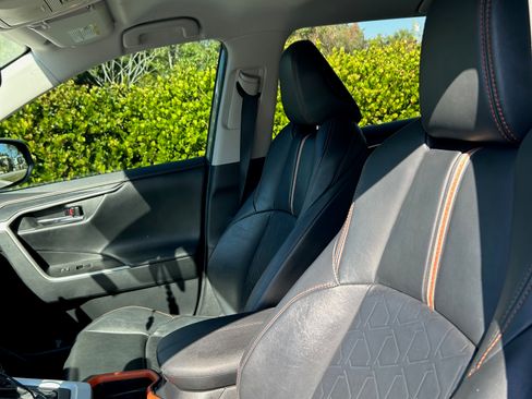 Used 2021 Toyota RAV4 Adventure image 16