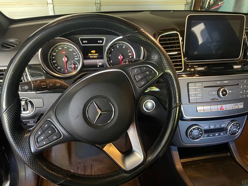 Used 2016 Mercedes-Benz GLE 350 image 6