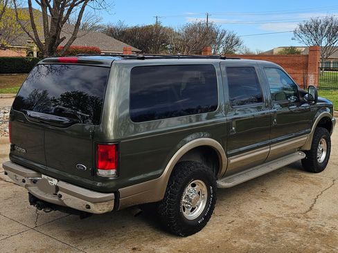 Used 2002 Ford Excursion Limited image 8