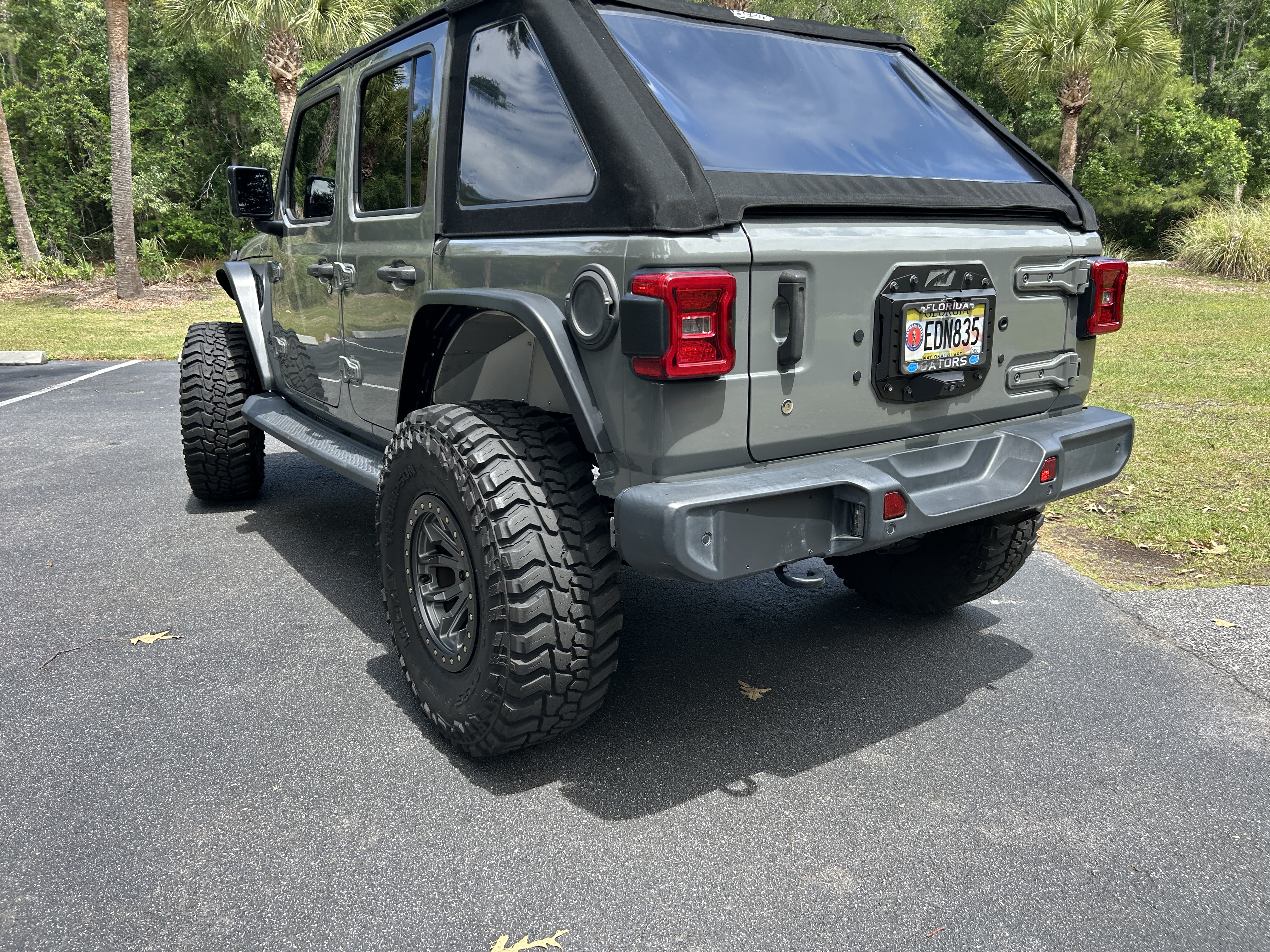 Used 2018 Jeep Wrangler Unlimited Sport S AWD/4WD image 8