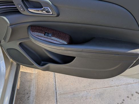 Used 2013 Chevrolet Malibu LT w/ Power Convenience Package image 16