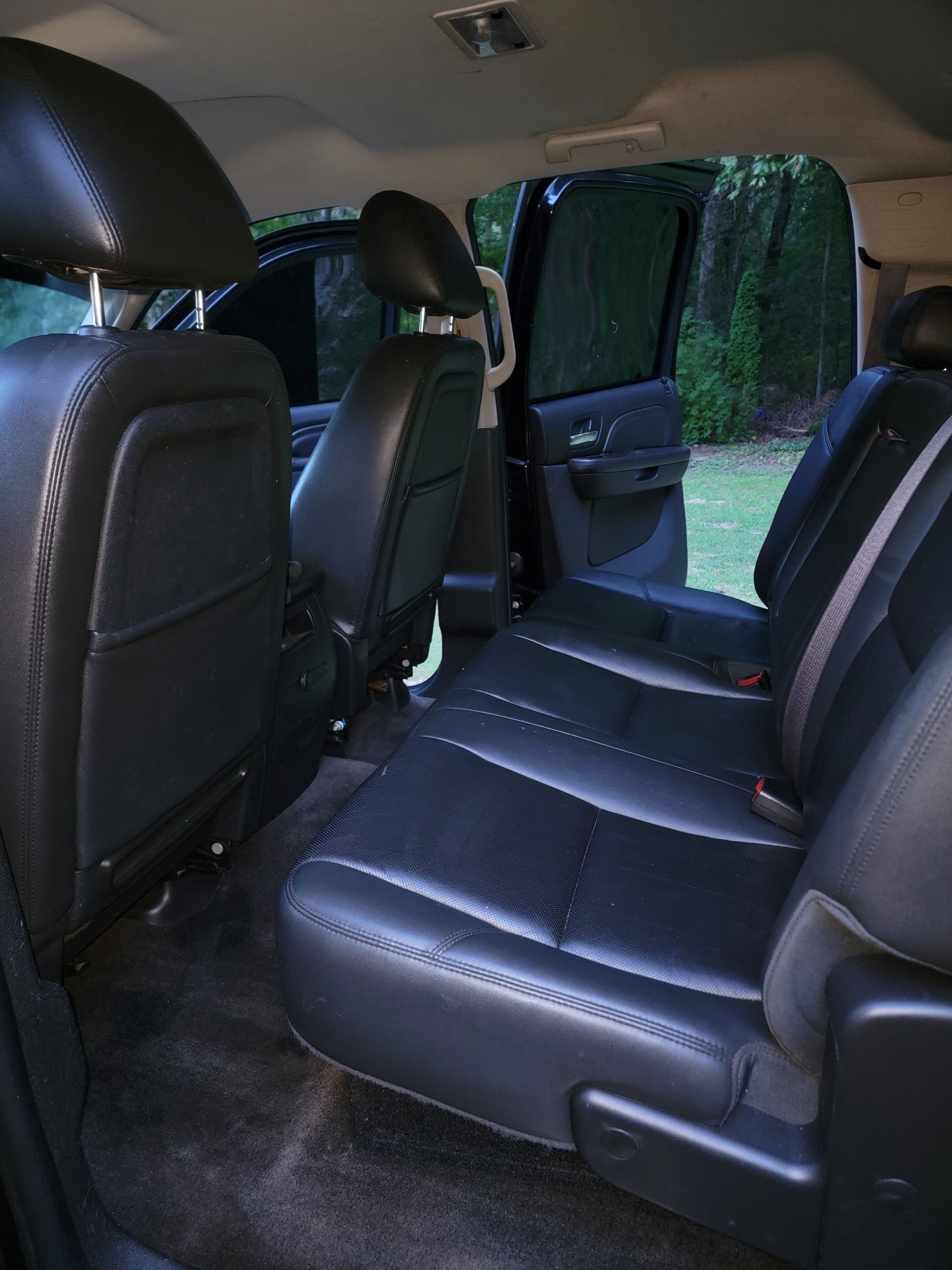 Used 2012 GMC Sierra 2500 Denali w/ Suspension Package, Off-Road AWD/4WD image 14
