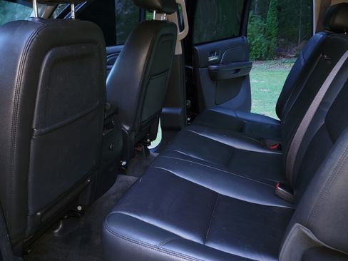 Used 2012 GMC Sierra 2500 Denali w/ Suspension Package, Off-Road image 14