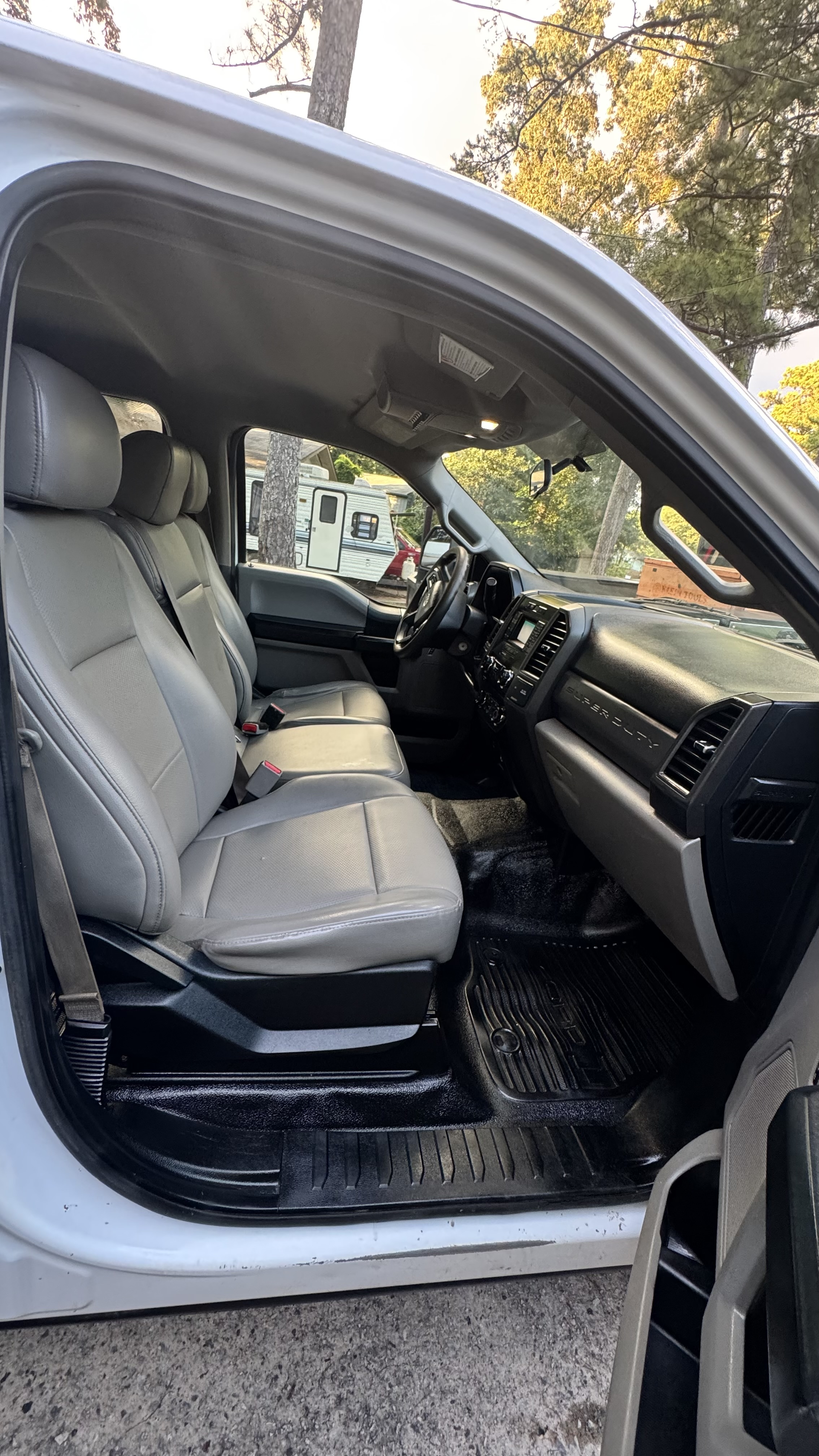 Used 2017 Ford F450 XL w/ Power Equipment Group RWD image 9