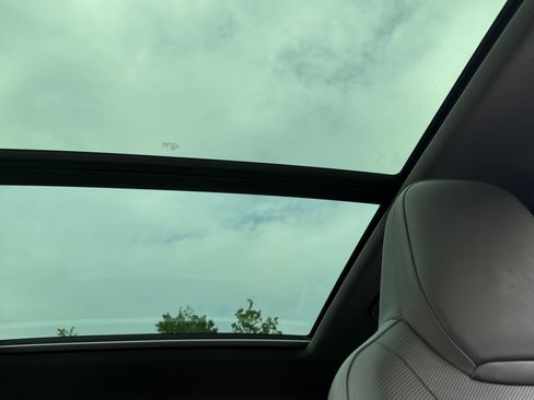 Used 2022 Porsche Cayenne E-Hybrid image 20