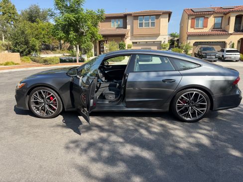Used 2025 Audi S7 Premium Plus w/ S Sport Package AWD/4WD image 6