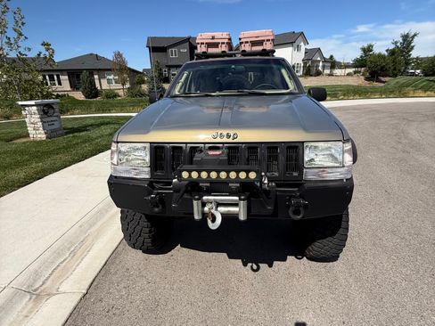 Used 1995 Jeep Grand Cherokee Laredo AWD/4WD image 4