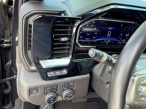 Used 2024 Chevrolet Silverado 1500 High Country w/ Technology Package image 14