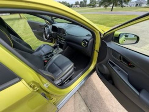 Used 2020 Hyundai Kona Limited AWD/4WD image 5