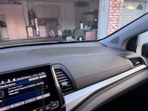 Used 2018 Honda Odyssey EX image 5