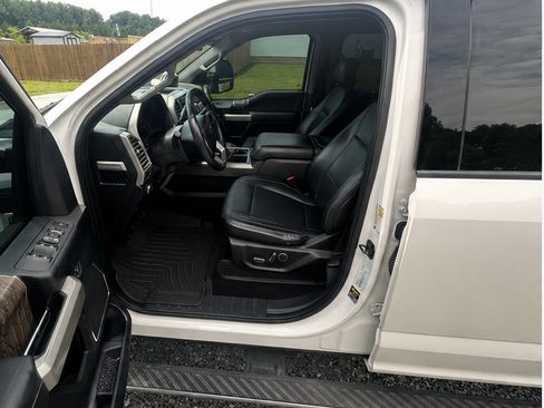 Used 2017 Ford F250 Lariat w/ Lariat Value Package AWD/4WD image 10