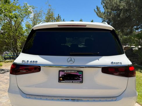 Used 2024 Mercedes-Benz GLS 450 4MATIC image 8