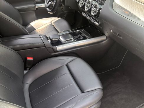 Used 2021 Mercedes-Benz GLA 250 image 16
