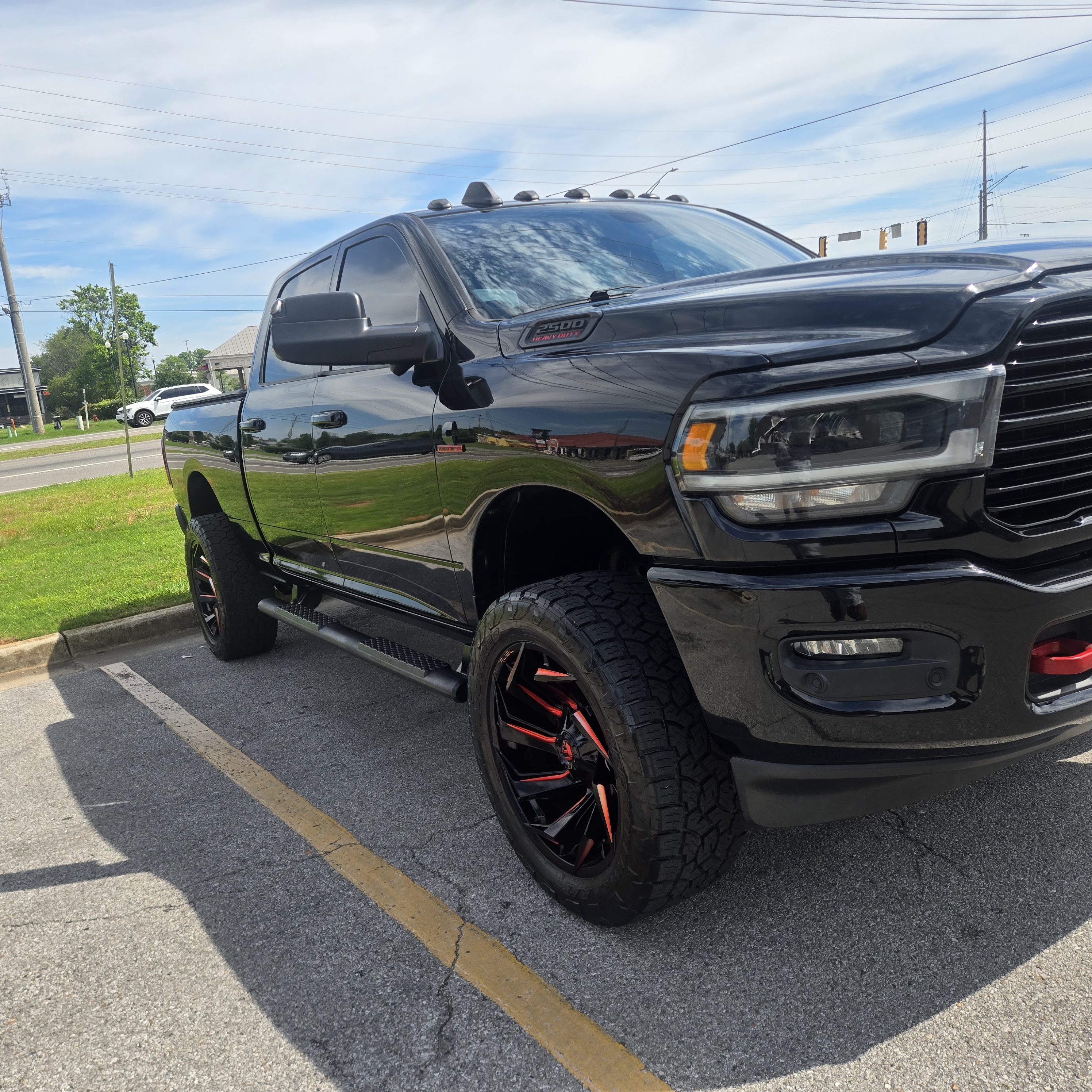 Used 2019 RAM 2500 Big Horn w/ Black Appearance Package AWD/4WD image 6