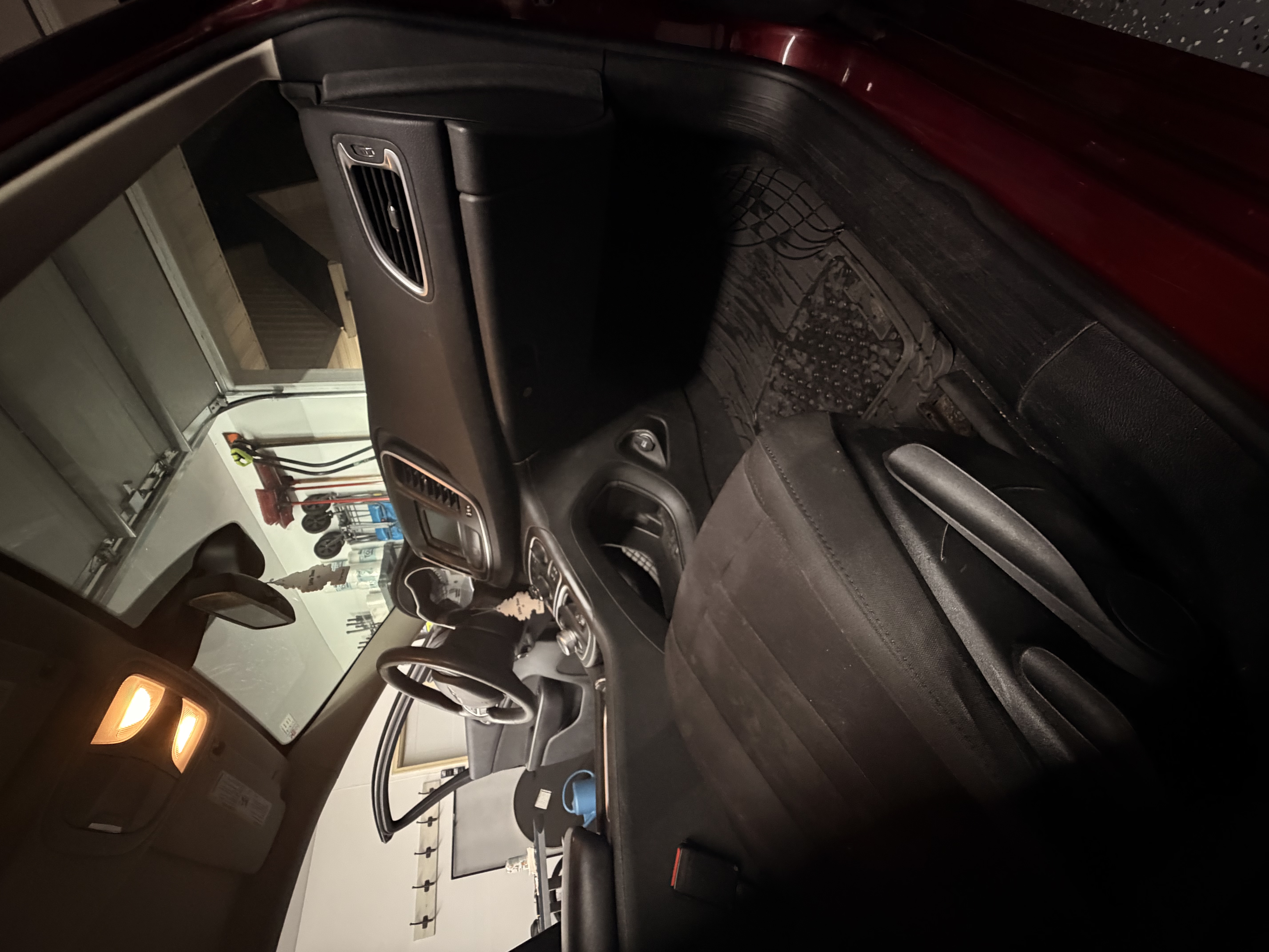 Used 2015 Chrysler 200 Limited FWD image 5