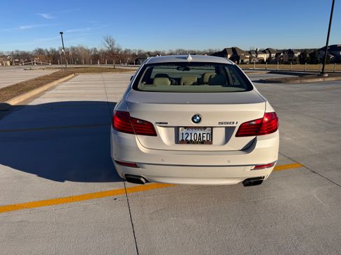 Used 2015 BMW 550i xDrive Sedan image 6