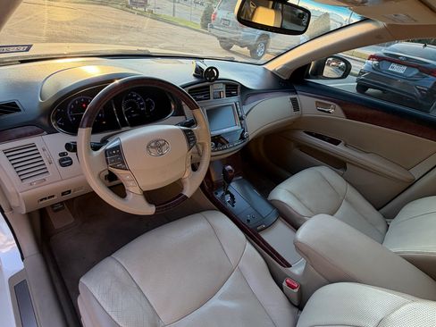 Used 2012 Toyota Avalon Limited FWD image 14