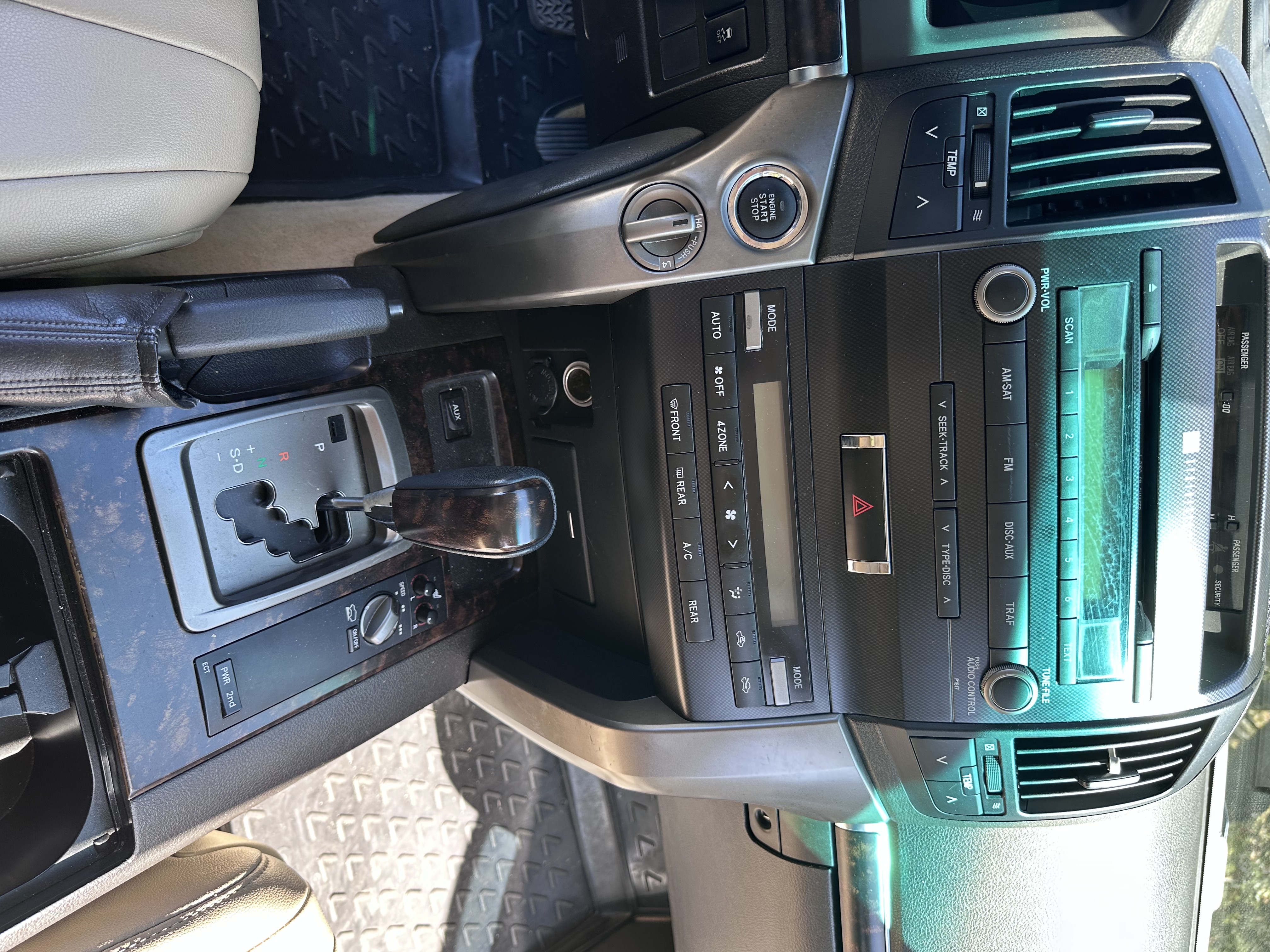 Used 2008 Toyota Land Cruiser AWD/4WD image 11