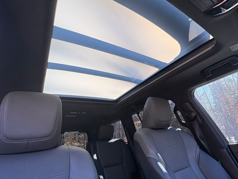 Used 2025 Lexus GX 550 image 30