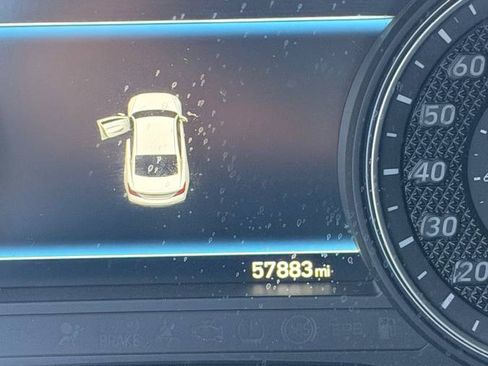 Used 2019 Genesis G70 2.0T Advanced w/ Sport Package image 4