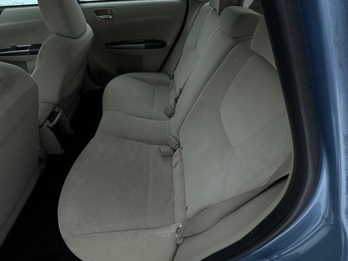 Used 2011 Subaru Impreza 2.5i Premium image 9