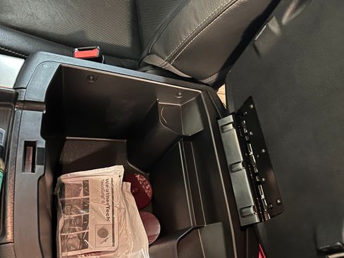 Used 2013 RAM 1500 Laramie w/ Convenience Group image 19