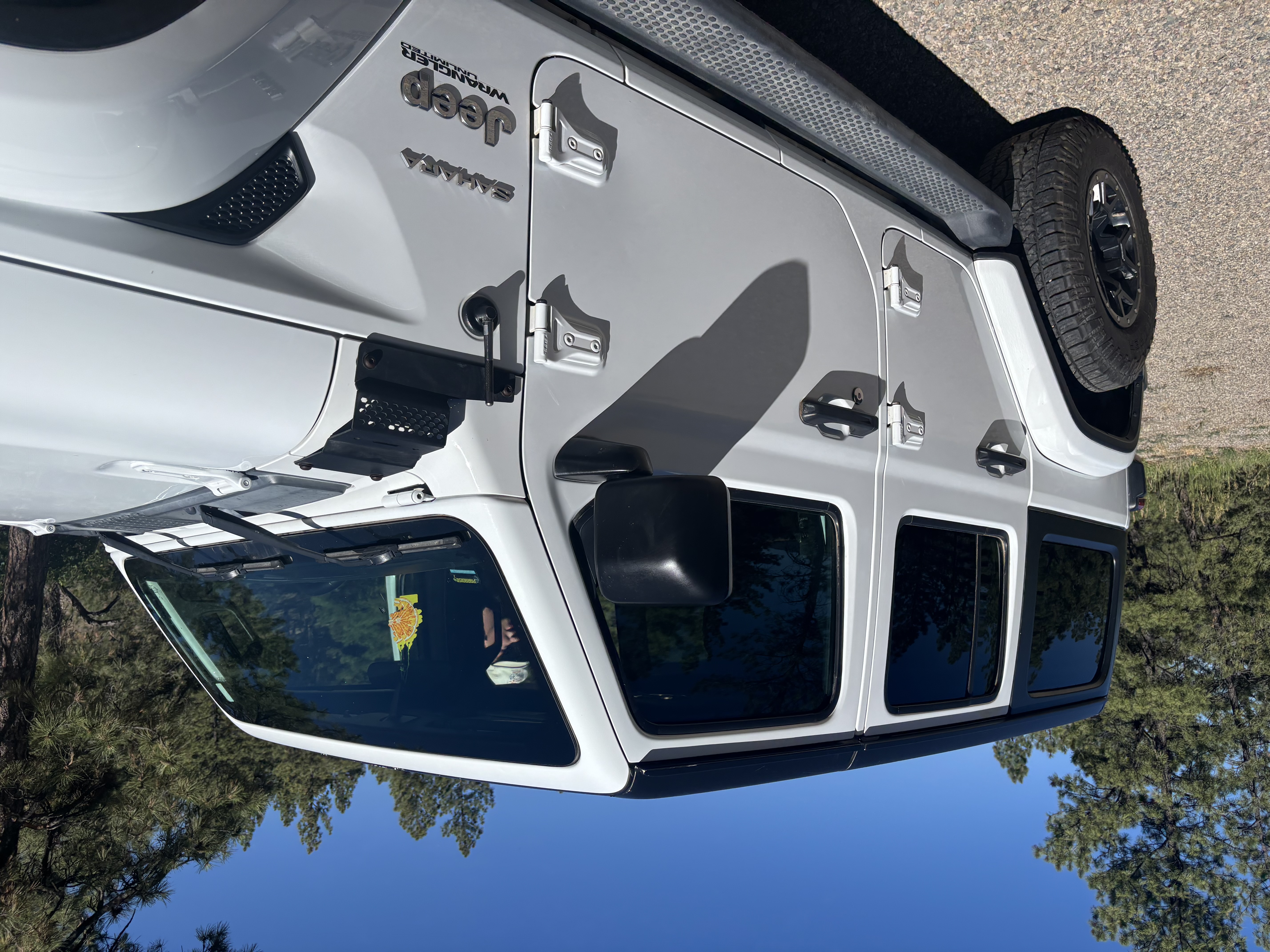 Used 2019 Jeep Wrangler Unlimited Sahara w/ Safety Group AWD/4WD image 2