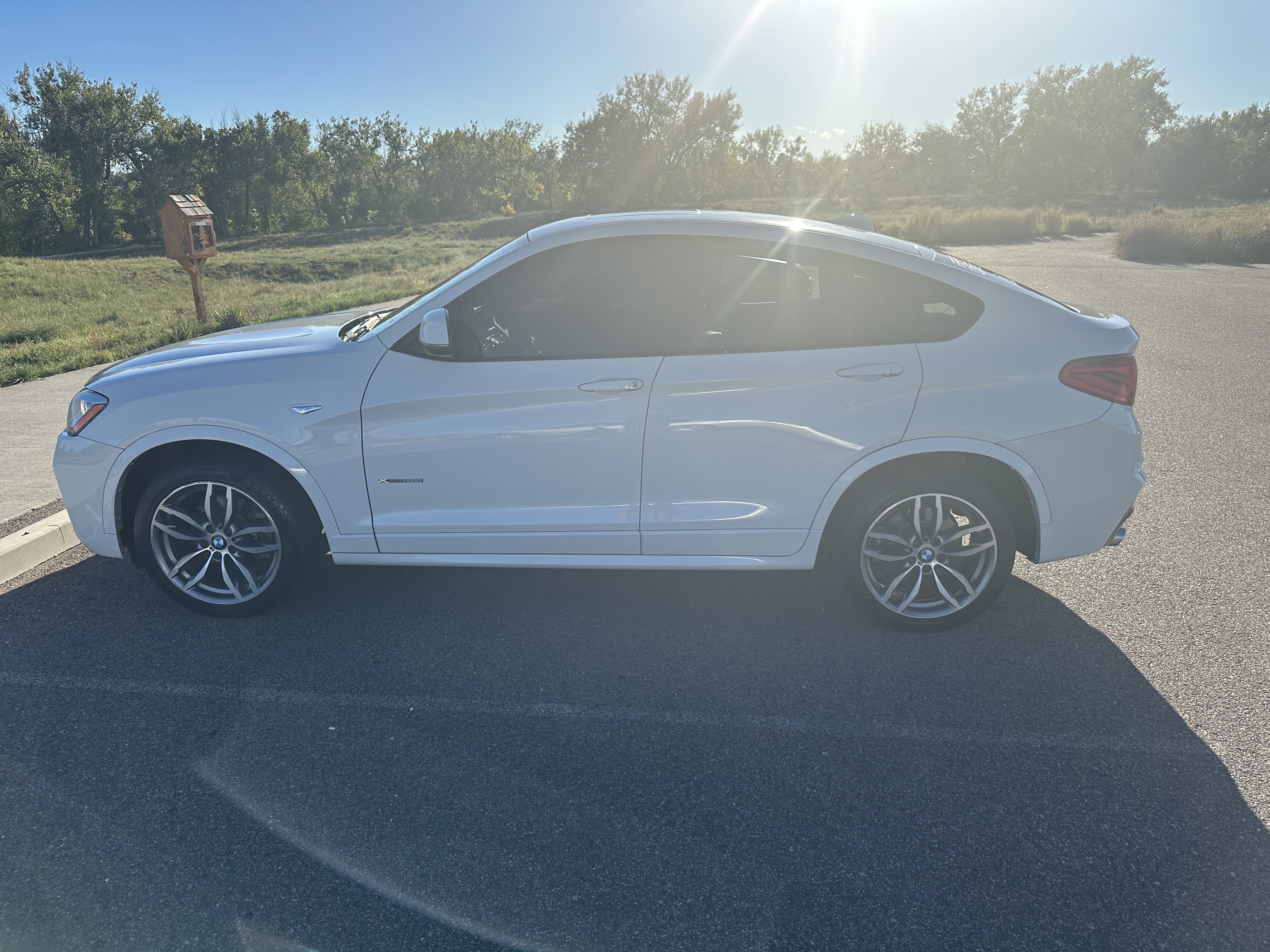 Used 2016 BMW X4 xDrive28i AWD/4WD image 5