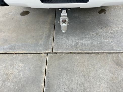 Used 2018 Chevrolet Silverado 1500 Custom w/ Custom Value Package image 11