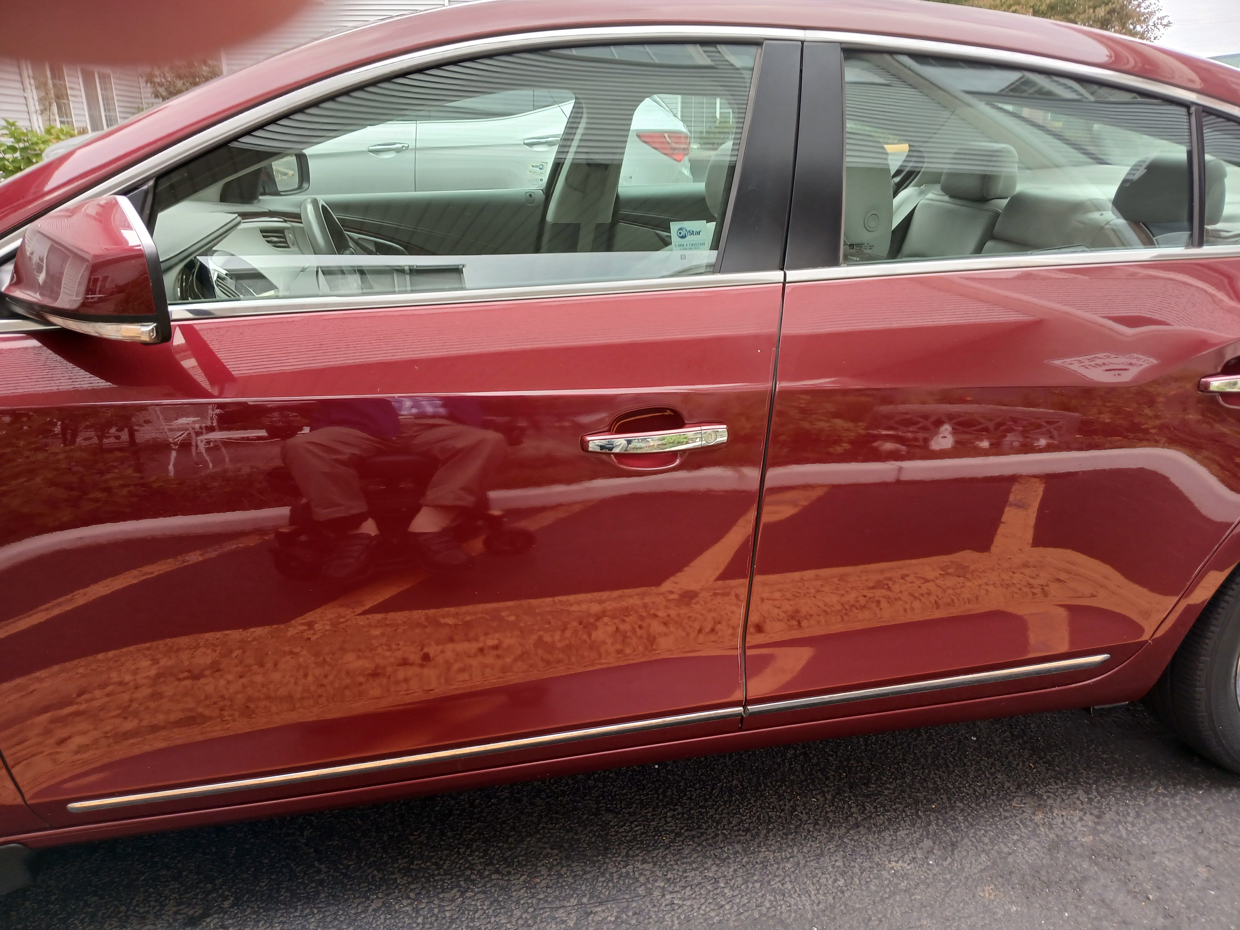 Used 2011 Buick LaCrosse CXL w/ Driver Confidence Package FWD image 21