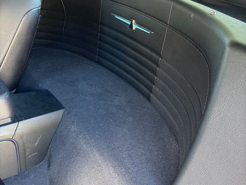 Used 2005 Ford Thunderbird RWD image 15