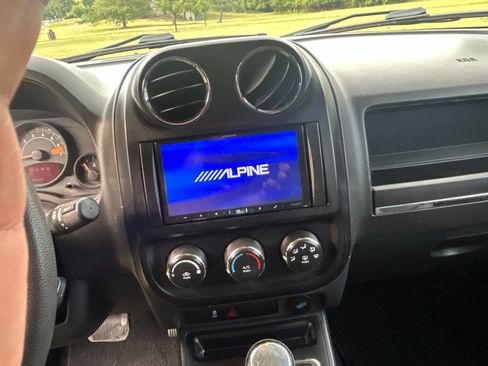 Used 2014 Jeep Patriot Sport w/ Power Value Group FWD image 9