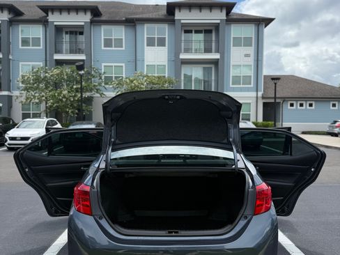 Used 2019 Toyota Corolla LE image 5