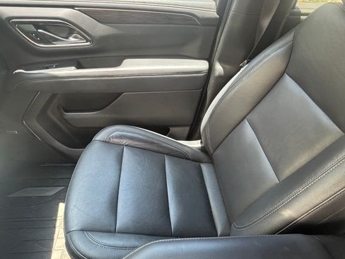 Used 2021 Chevrolet Tahoe LT w/ Rear Media and Nav Package RWD image 9