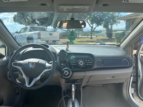 Used 2014 Honda Insight LX image 17
