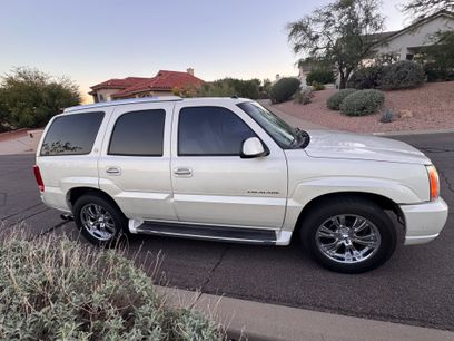 Used 2004 Cadillac Escalade 2WD