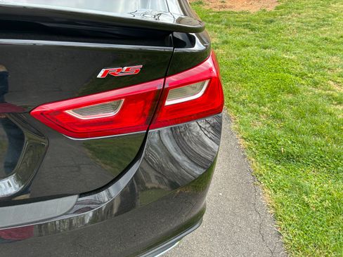 Used 2022 Chevrolet Malibu RS image 5