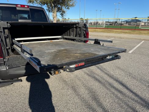 Used 2018 RAM 2500 Laramie w/ Sport Appearance Group image 4