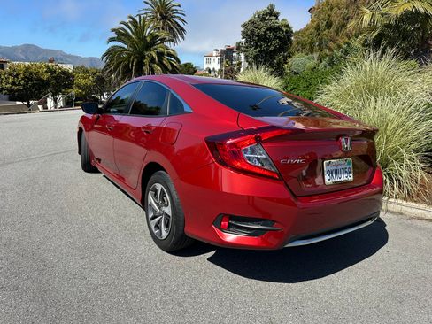 Used 2019 Honda Civic LX image 4