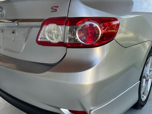Used 2012 Toyota Corolla S FWD image 12