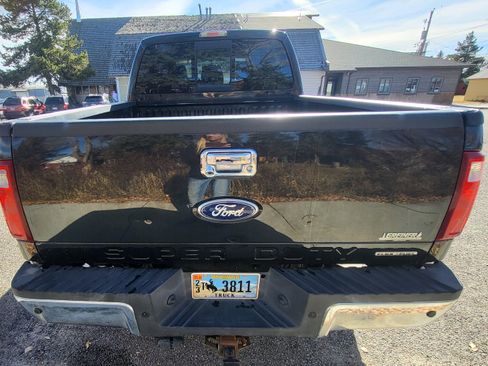 Used 2012 Ford F250 Lariat w/ Chrome Pkg image 5