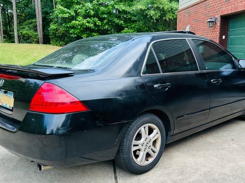 Used 2006 Honda Accord EX image 11