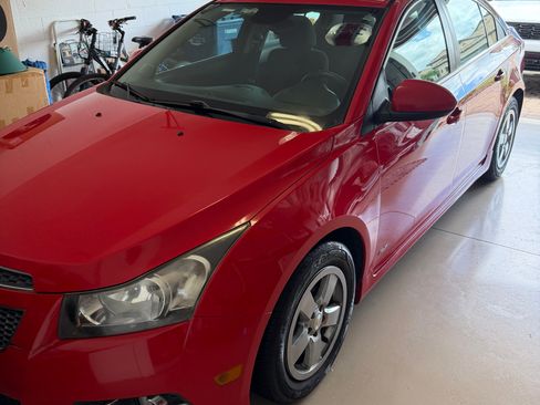 Used 2014 Chevrolet Cruze LT w/ RS Package FWD image 10